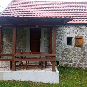 Šćepanović rural household